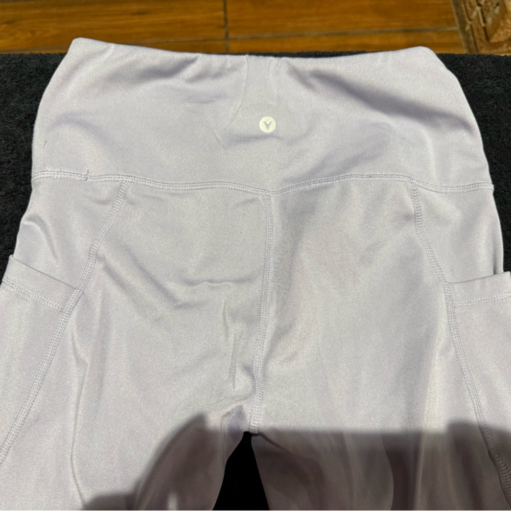 Velocity Lavender Athletic leggings